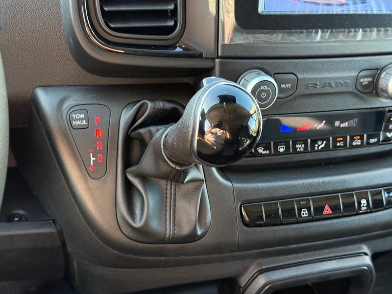 Ram ProMaster Cargo Van Vehicle Image 15