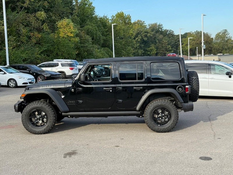 Jeep Wrangler Vehicle Image 03