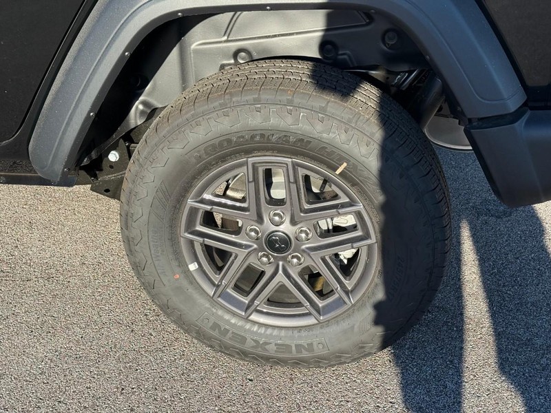 Jeep Wrangler Vehicle Image 05