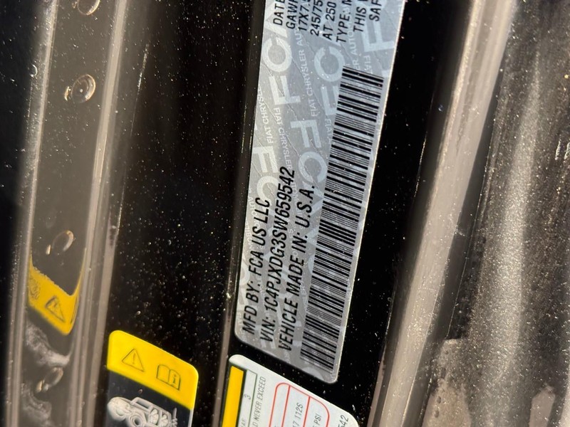 Jeep Wrangler Vehicle Image 18