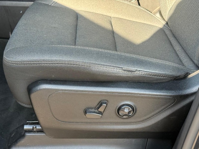 Ram 1500 Vehicle Image 21