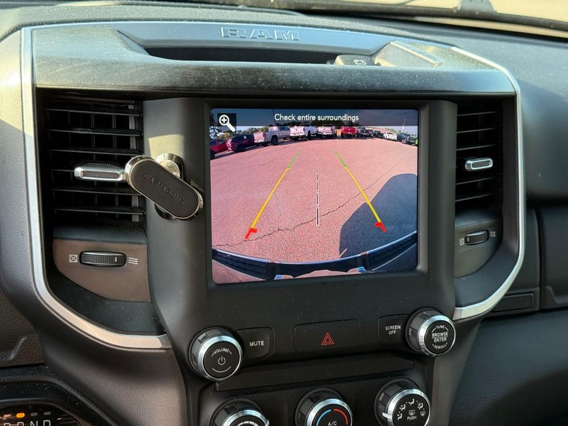 Ram 1500 Vehicle Image 26