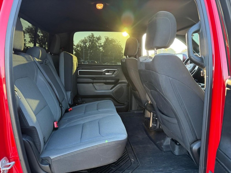 Ram 1500 Vehicle Image 13
