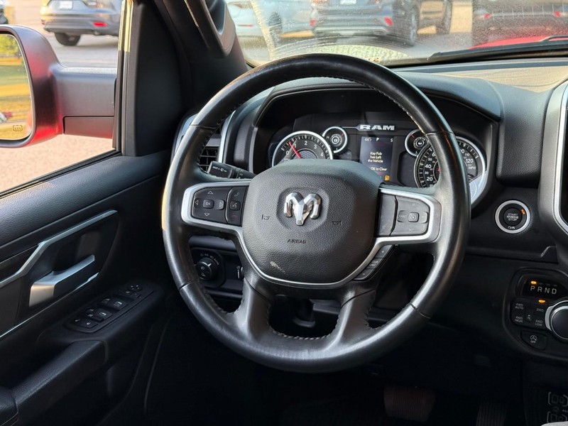 Ram 1500 Vehicle Image 15