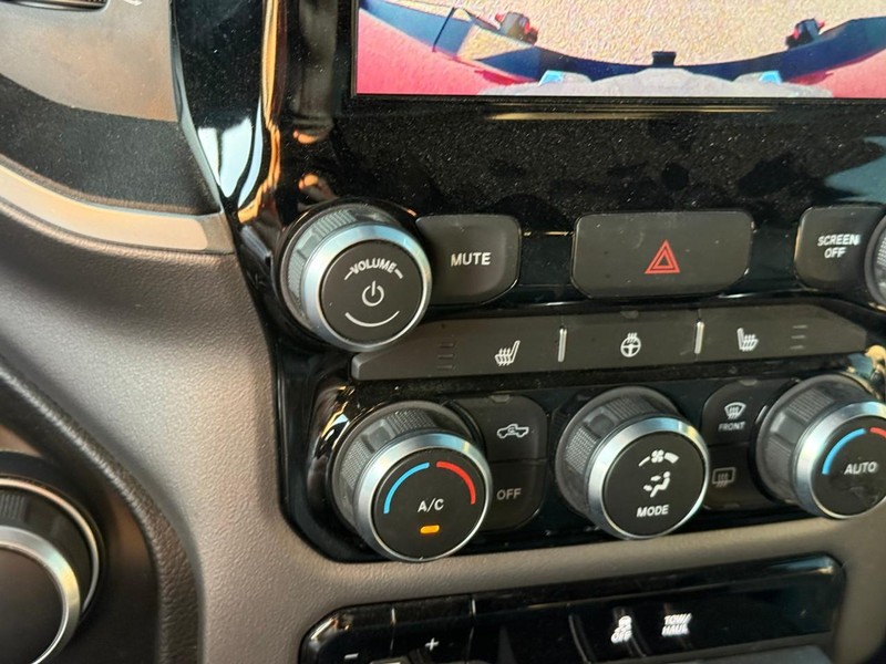 Ram 1500 Vehicle Image 25