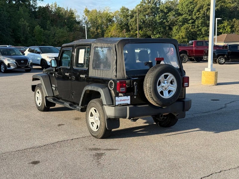 Jeep Wrangler Unlimited Vehicle Image 04