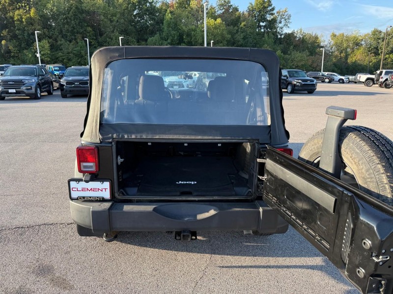 Jeep Wrangler Unlimited Vehicle Image 07