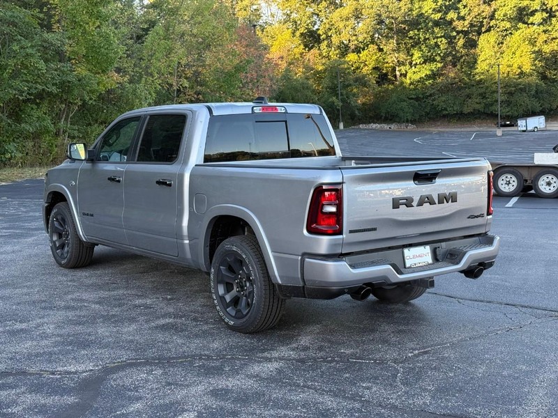 Ram 1500 Vehicle Image 04