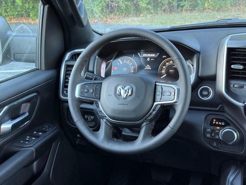 Ram 1500 Vehicle Image 09
