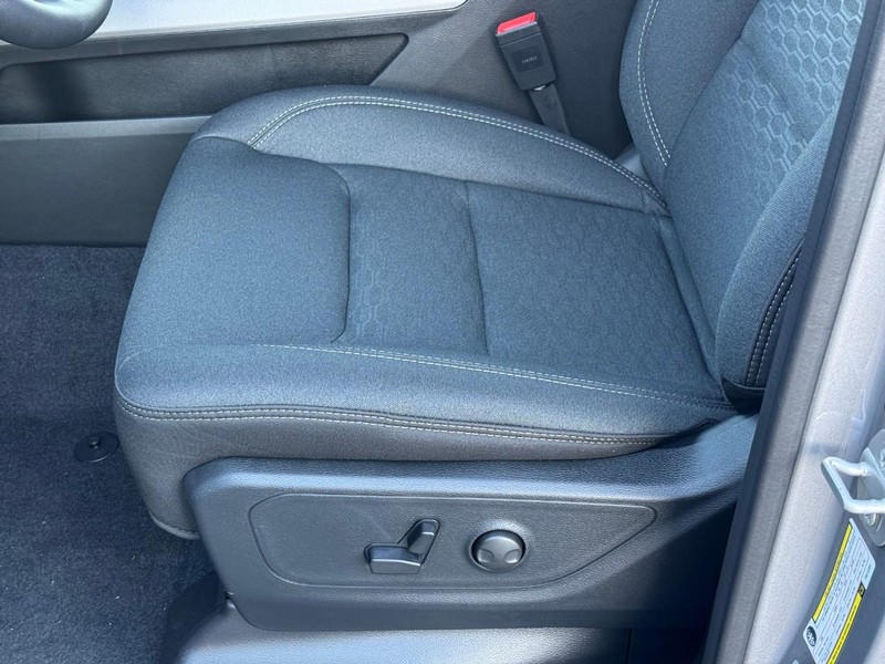 Ram 1500 Vehicle Image 14