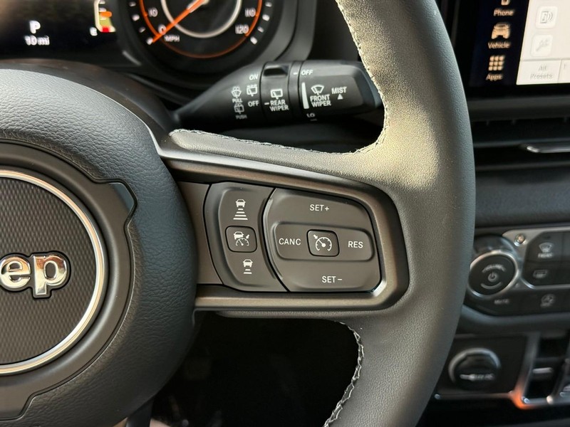 Jeep Wrangler Vehicle Image 16