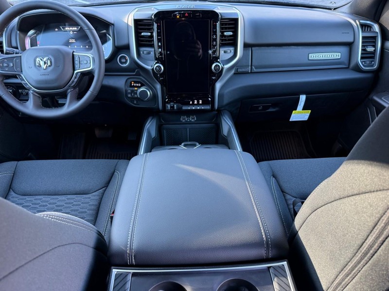 Ram 1500 Vehicle Image 08