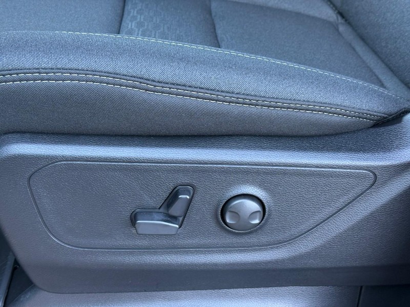 Ram 1500 Vehicle Image 15