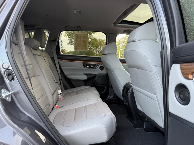 Honda CR-V Vehicle Image 15
