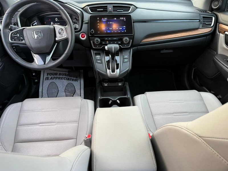 Honda CR-V Vehicle Image 16
