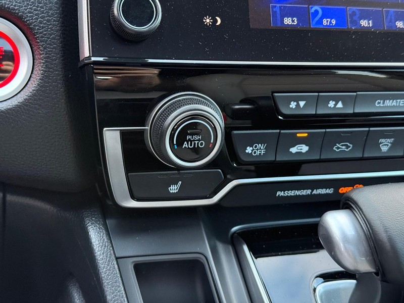 Honda CR-V Vehicle Image 29