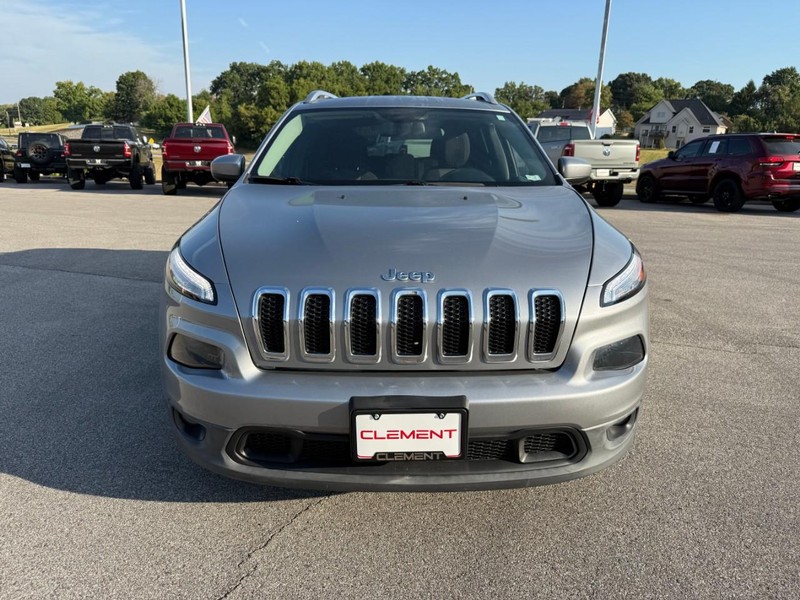 Jeep Cherokee Vehicle Image 13