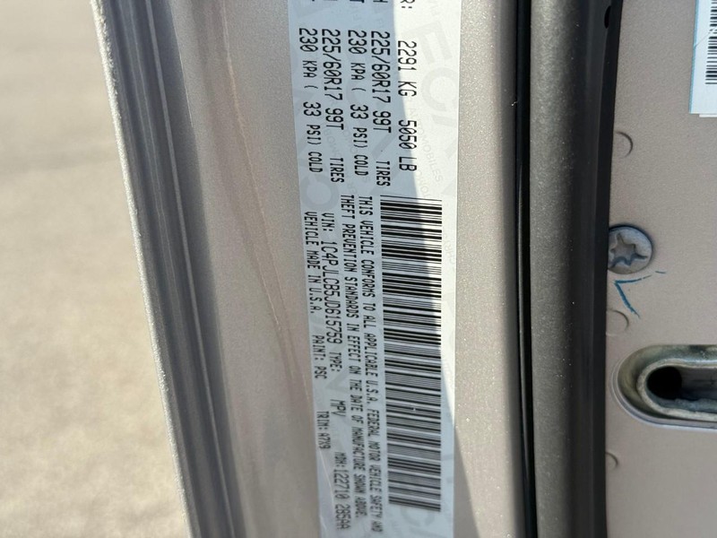 Jeep Cherokee Vehicle Image 27