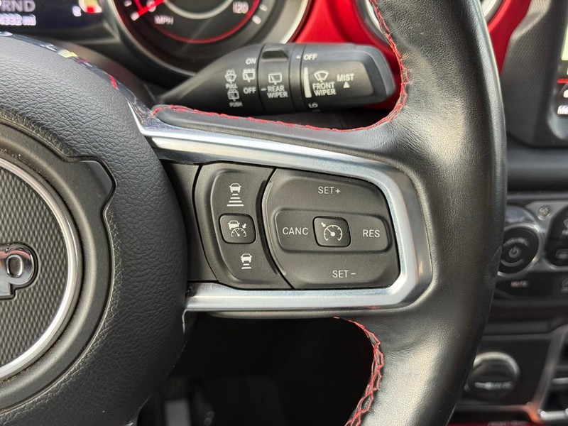 Jeep Wrangler Unlimited Vehicle Image 22
