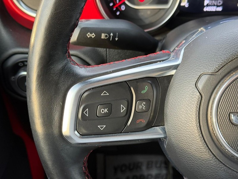 Jeep Wrangler Unlimited Vehicle Image 23