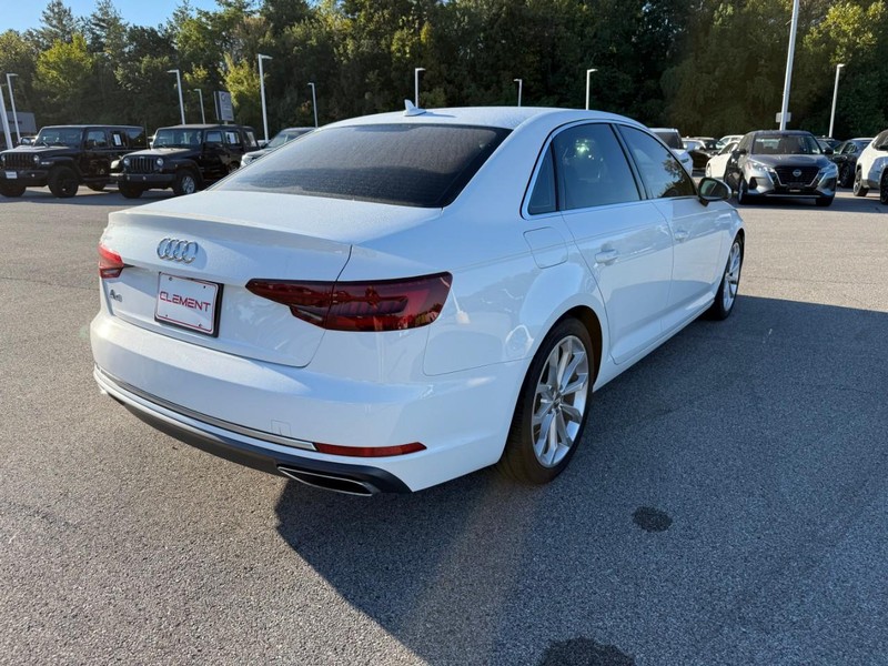 Audi A4 Vehicle Image 11