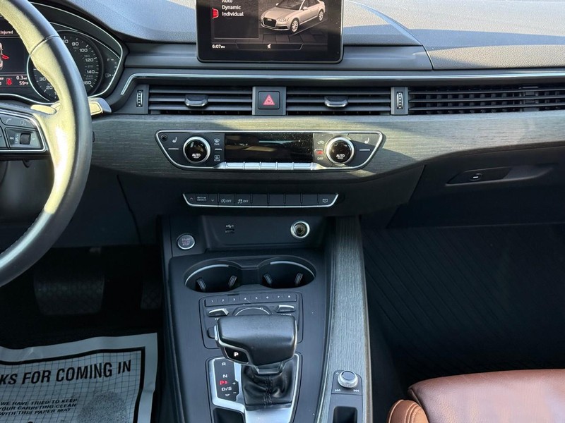 Audi A4 Vehicle Image 18