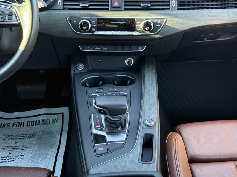 Audi A4 Vehicle Image 19