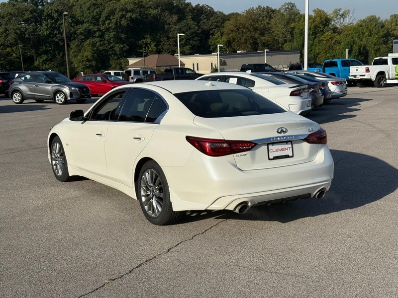 INFINITI Q50 Vehicle Image 04