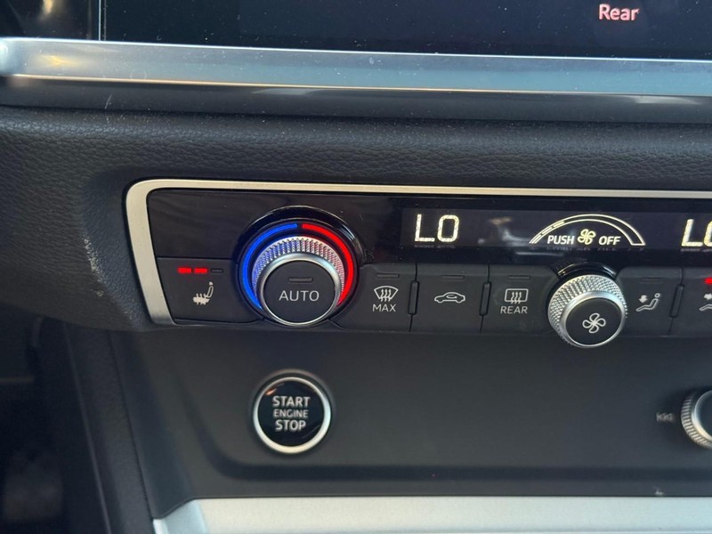 Audi Q3 Vehicle Image 26