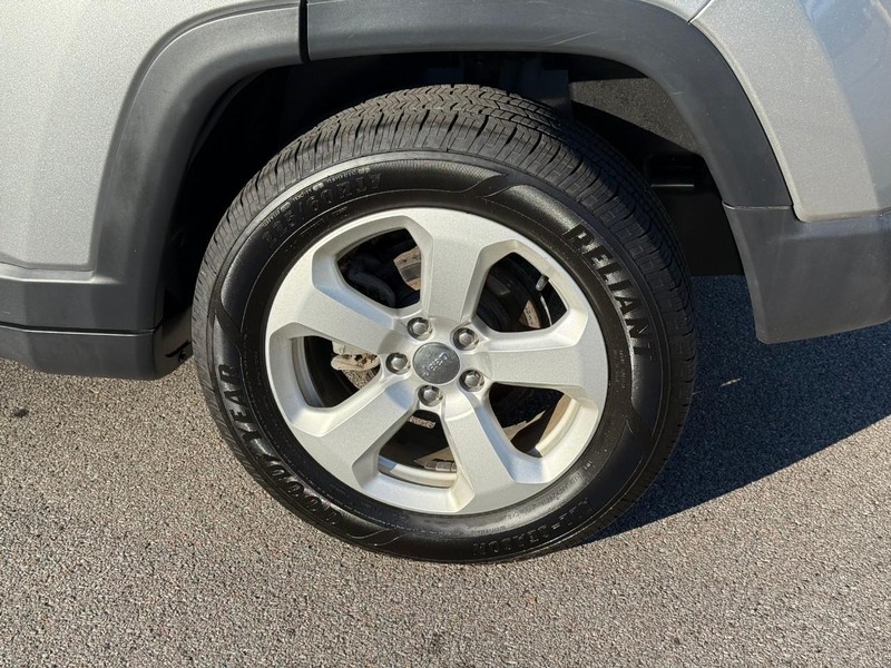 Jeep Compass Vehicle Image 05