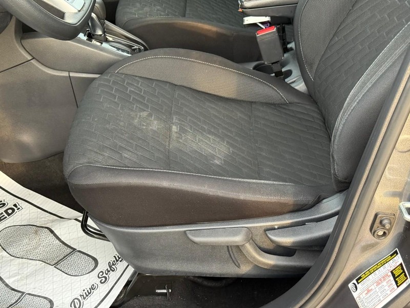 Nissan Kicks Vehicle Image 20
