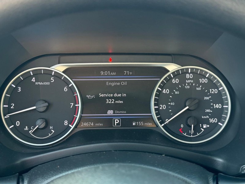 Nissan Sentra Vehicle Image 24