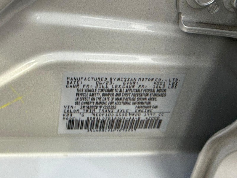 Nissan Sentra Vehicle Image 27