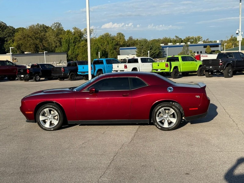 Dodge Challenger Vehicle Image 03