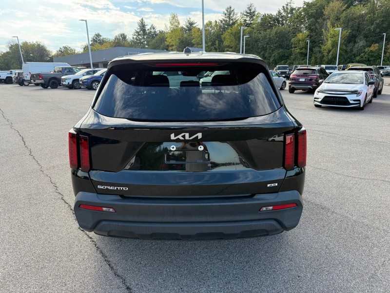 Kia Sorento Vehicle Image 07
