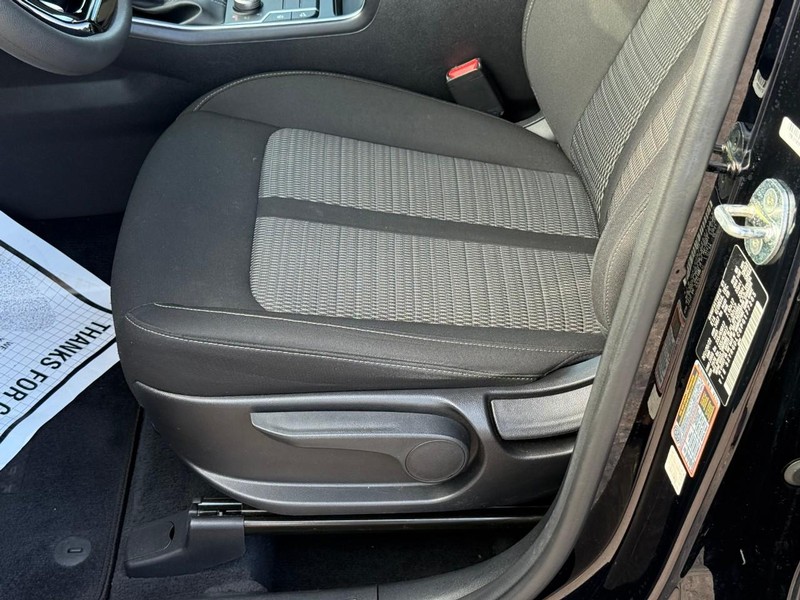 Kia Sorento Vehicle Image 19