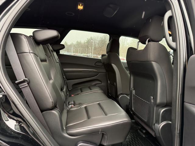 Dodge Durango Vehicle Full-screen Gallery Image 5