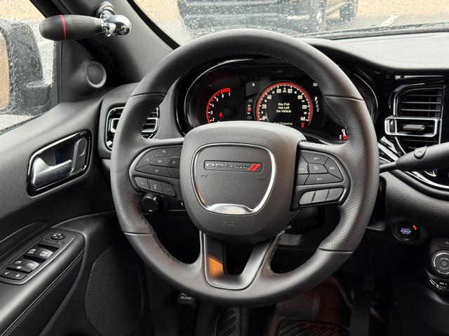 Dodge Durango Vehicle Full-screen Gallery Image 7