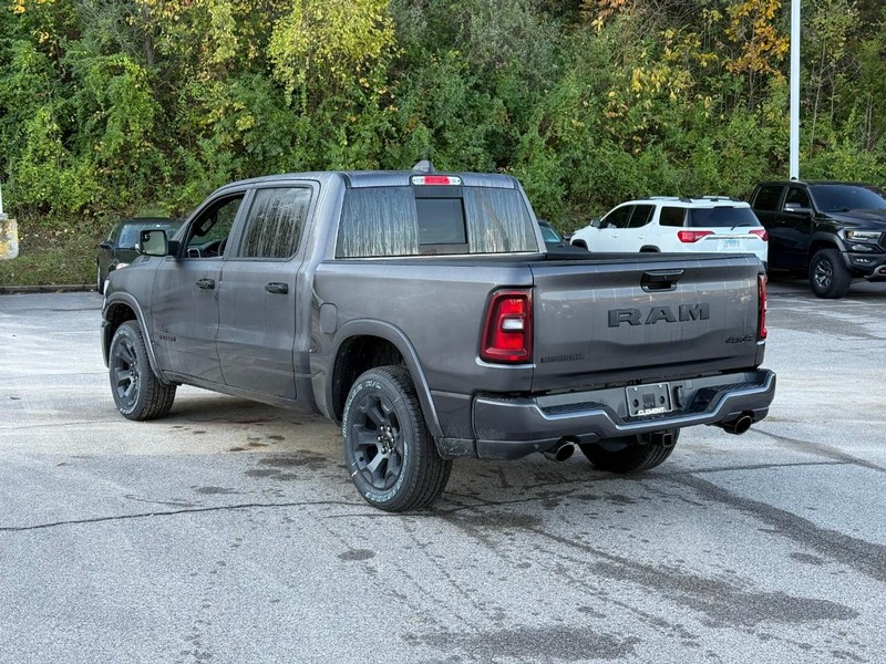 Ram 1500 Vehicle Image 04