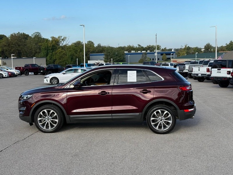 Lincoln MKC Vehicle Image 03