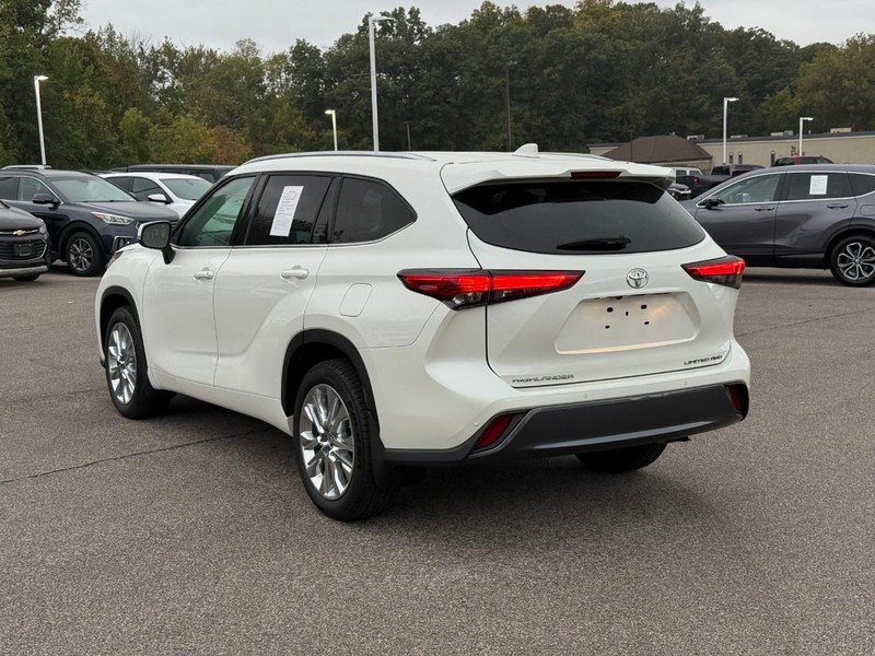 Toyota Highlander Vehicle Image 04