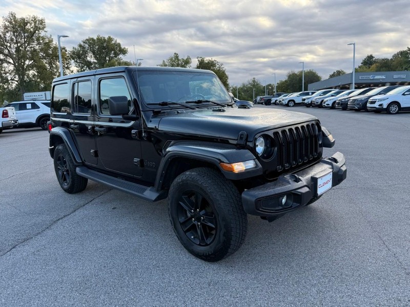 Jeep Wrangler Vehicle Image 11