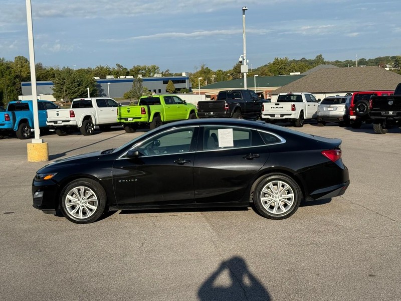 Chevrolet Malibu Vehicle Image 03