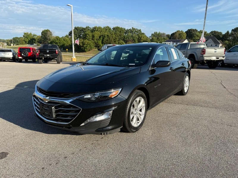 Chevrolet Malibu Vehicle Image 09