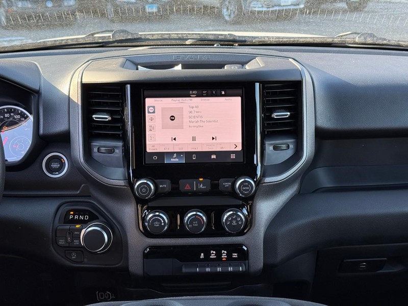 Ram 1500 Vehicle Image 11