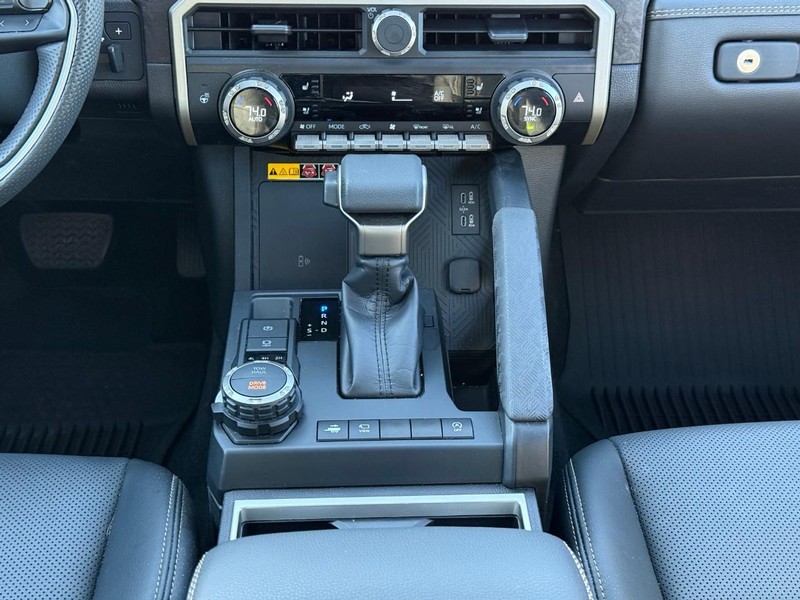 Toyota Tacoma 4WD Vehicle Image 17