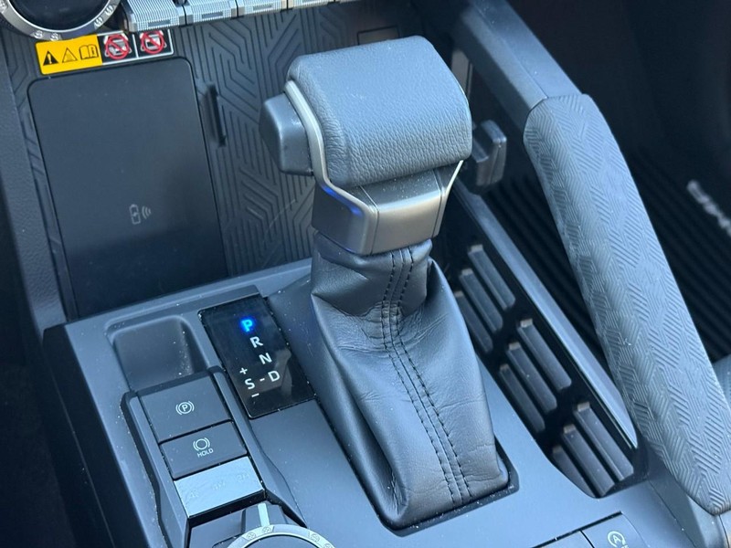 Toyota Tacoma 4WD Vehicle Image 24