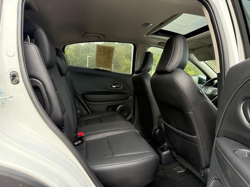 Honda HR-V Vehicle Image 12