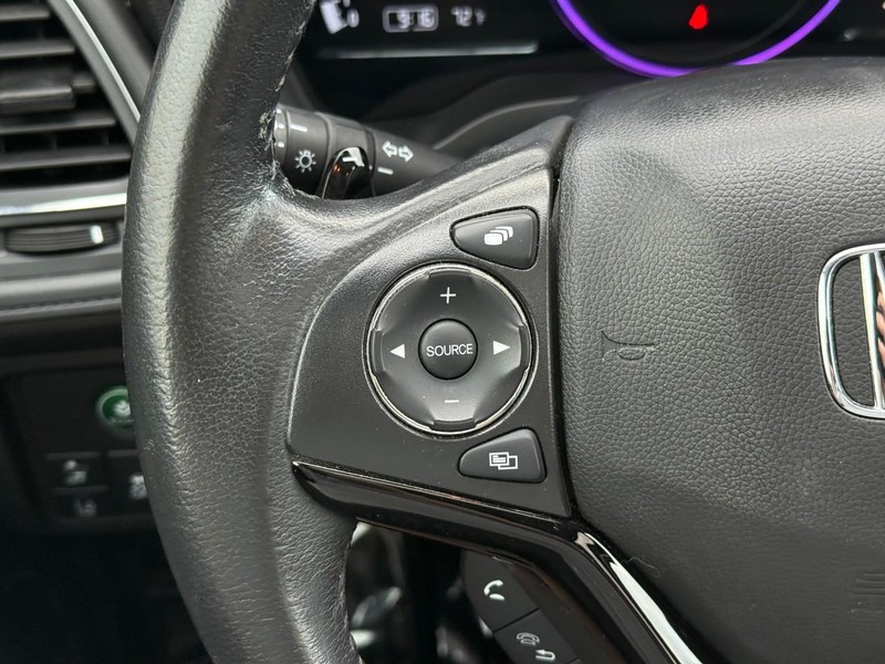 Honda HR-V Vehicle Image 19