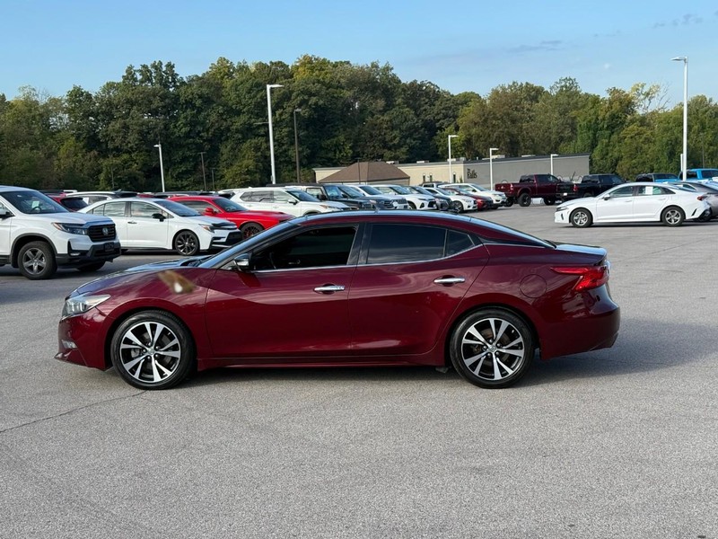 Nissan Maxima Vehicle Image 03